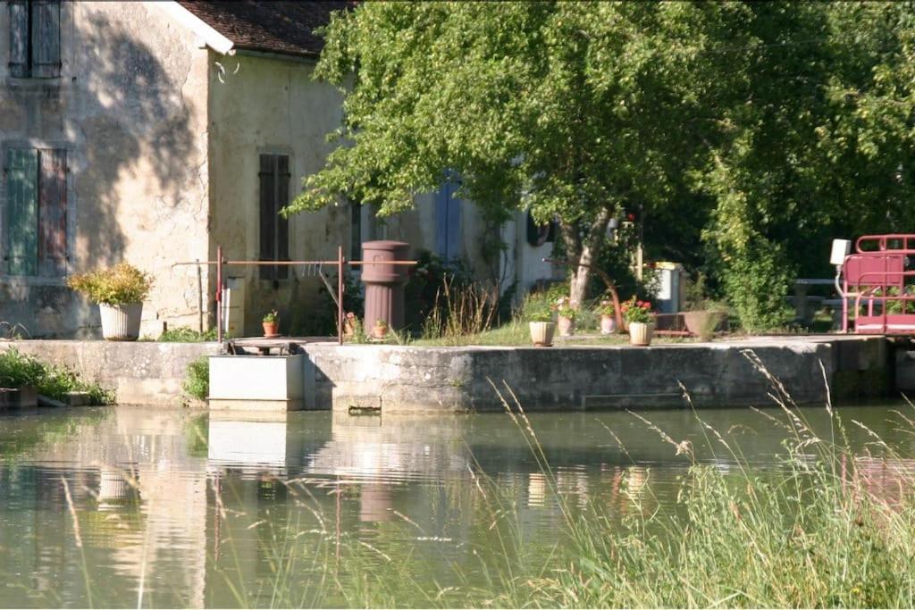 Belle Maison En Bourgogne - Auxois - Morvan Flee  外观 照片
